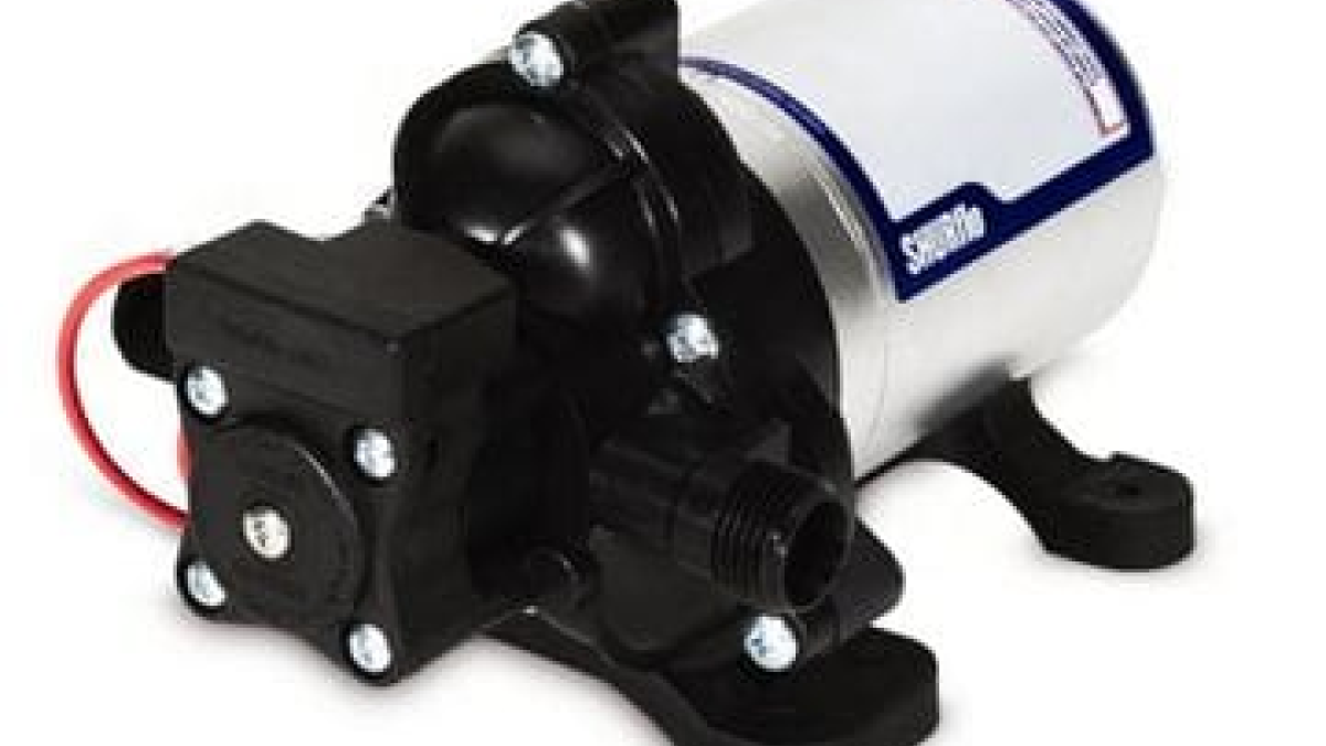 Shurflo Trail King 7 pump 20PSI - High Peak Conversions