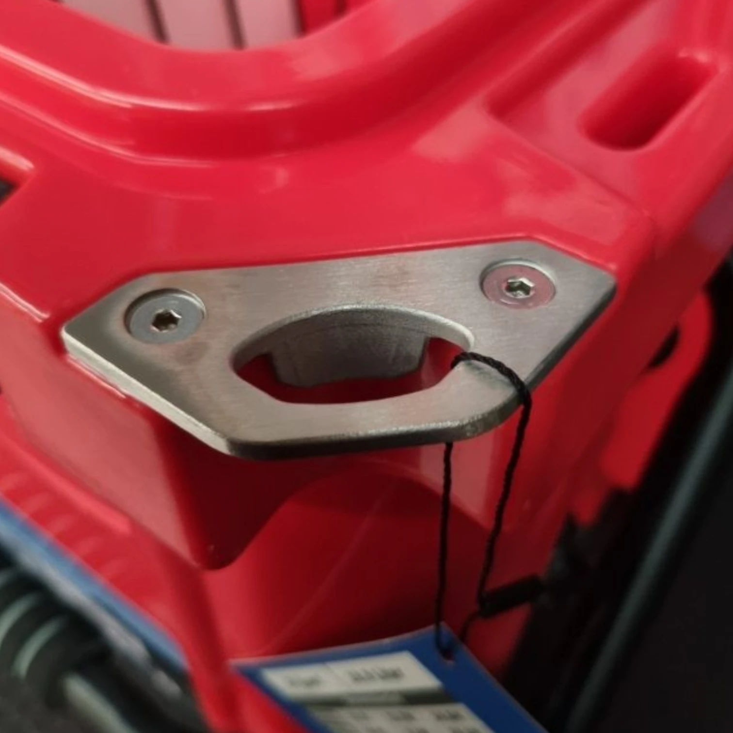 BEKULE 20 Coolbox RED Cooler Insulated -Built for any Adventure - Image 7