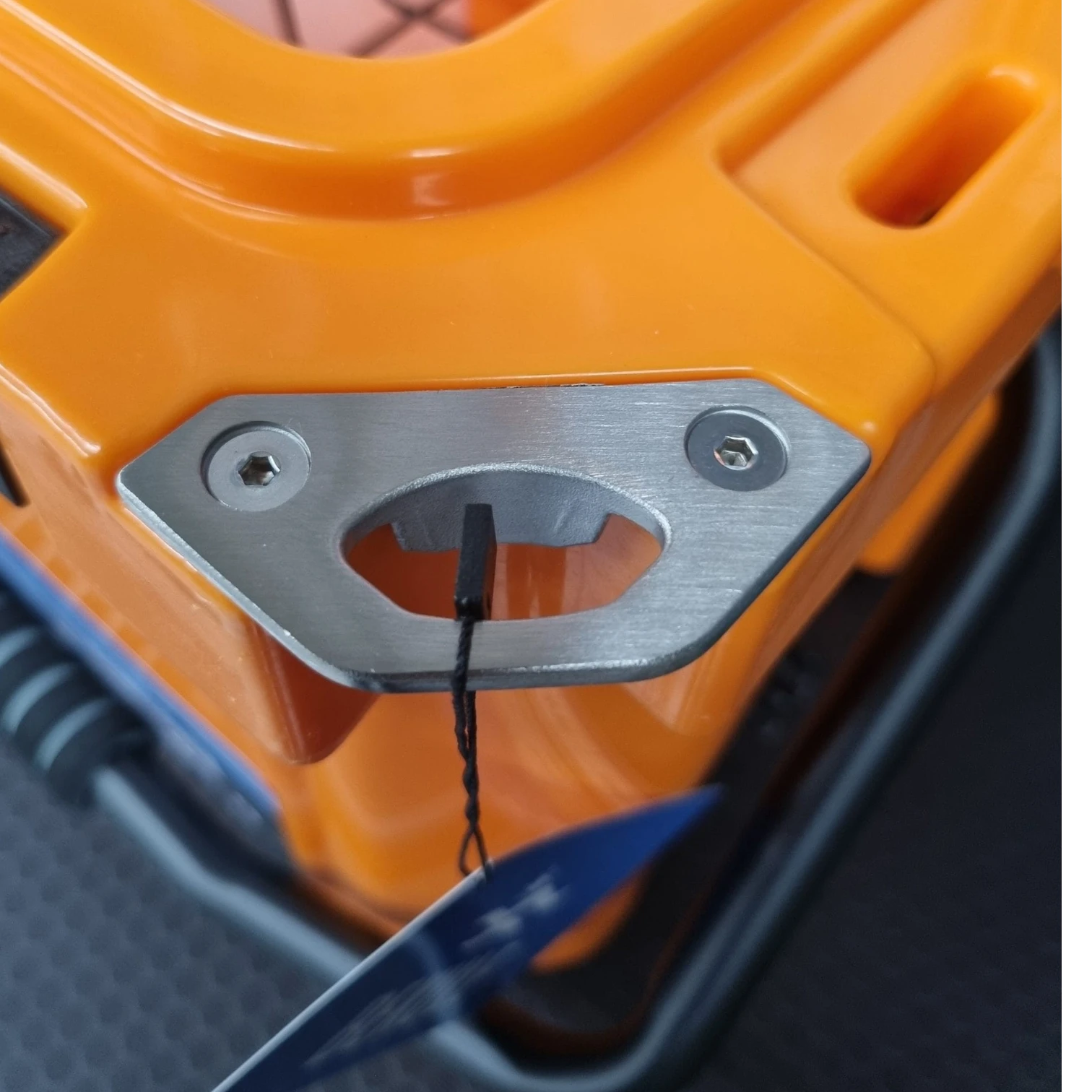 BEKULE 20 Coolbox ORANGE Cooler Insulated -Built for any Adventure - Image 10