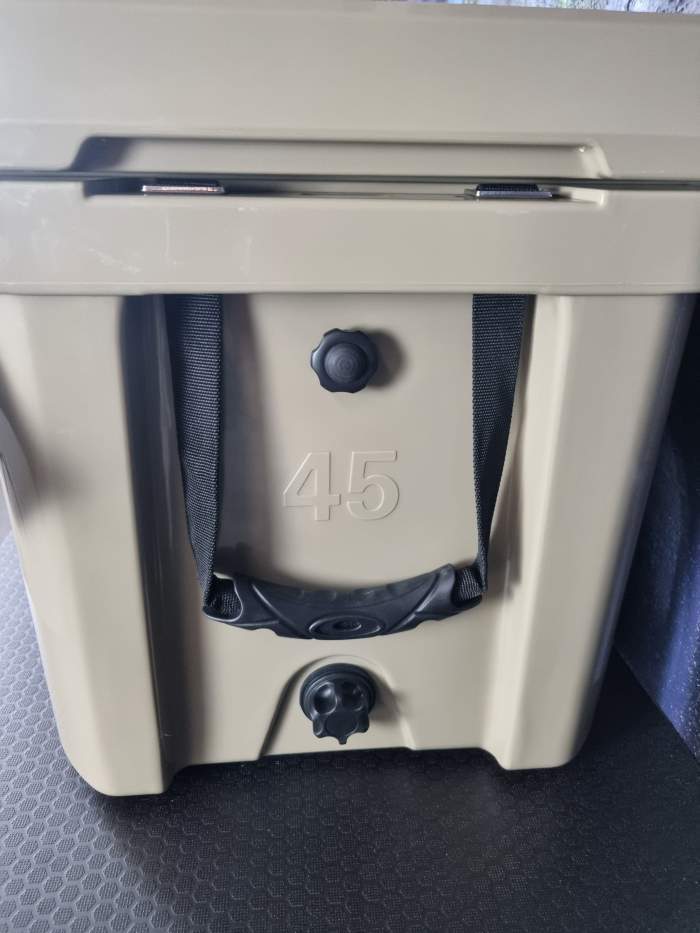 BEKULE 45 Coolbox SAND Cooler Insulated -Built for any Adventure - Image 5