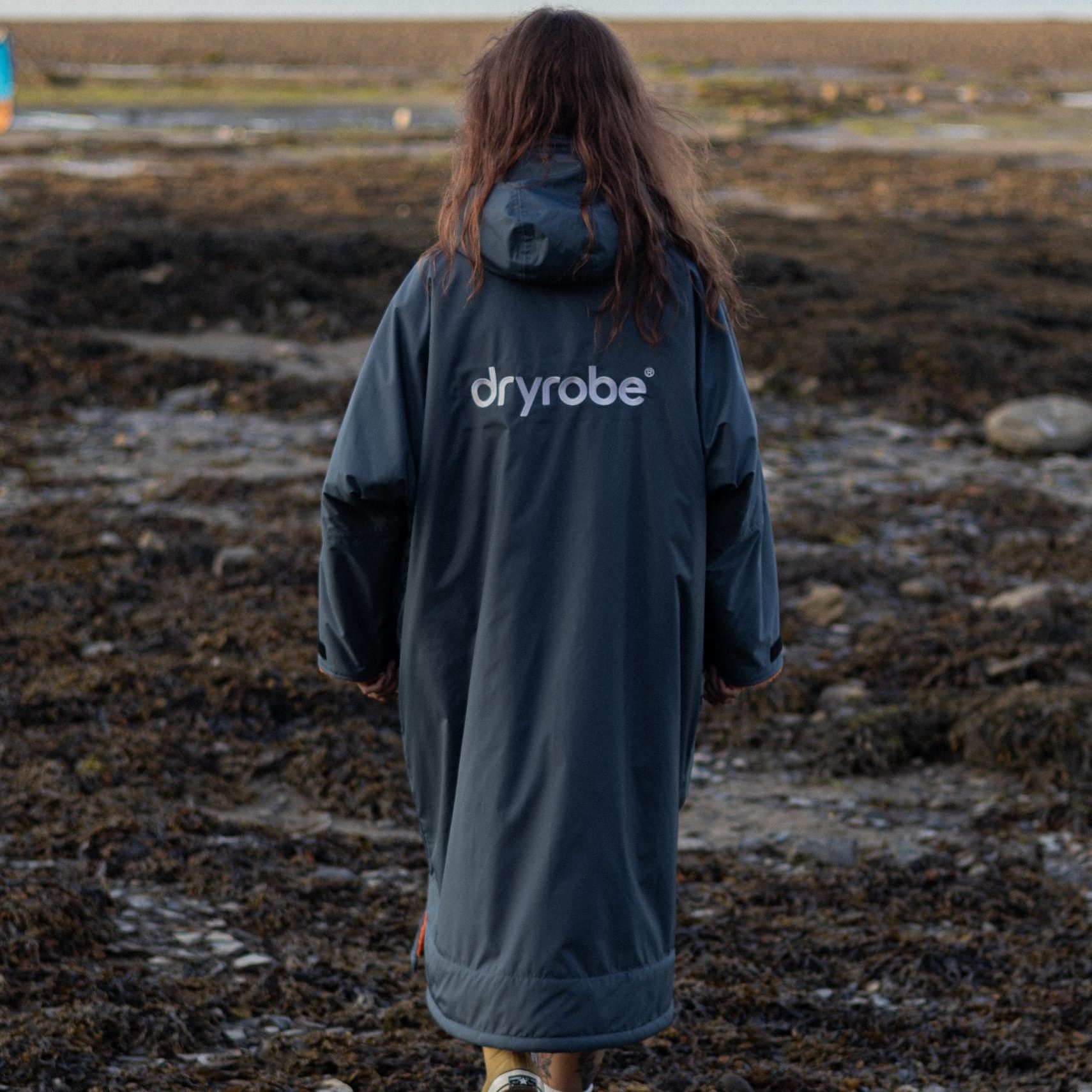 dryrobe® Advance | Long Sleeve - Dark Grey Orange - Image 3