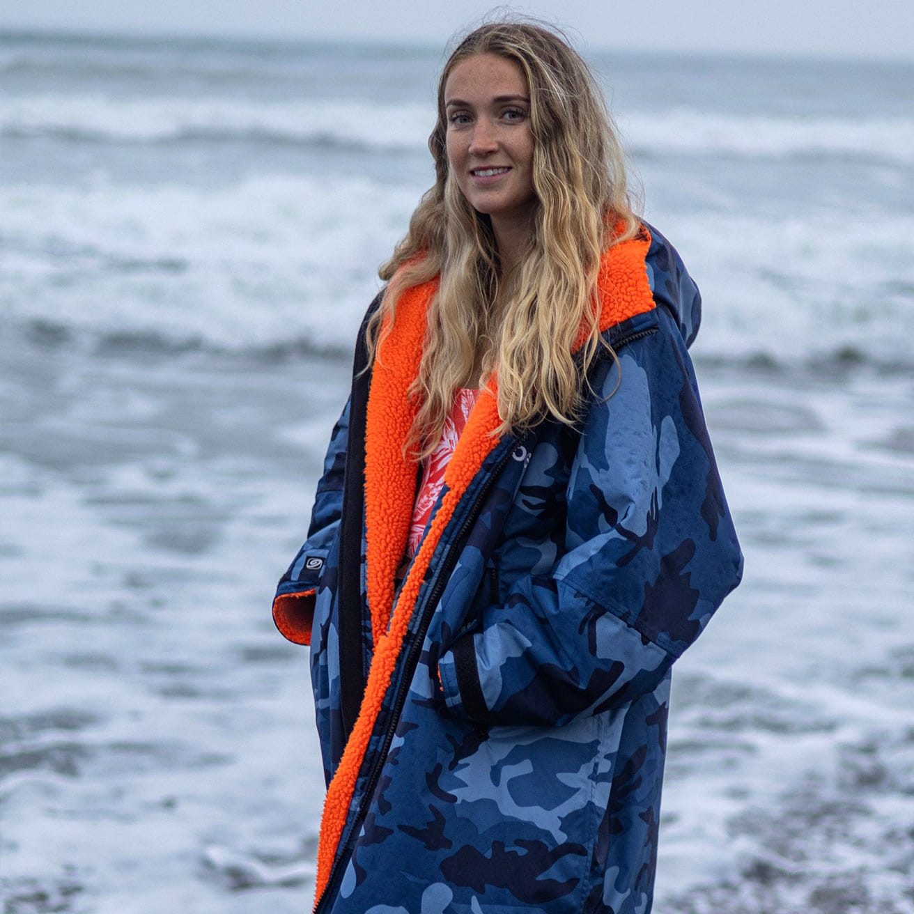 dryrobe® Advance | Long Sleeve - Blue Camo Orange - Image 7