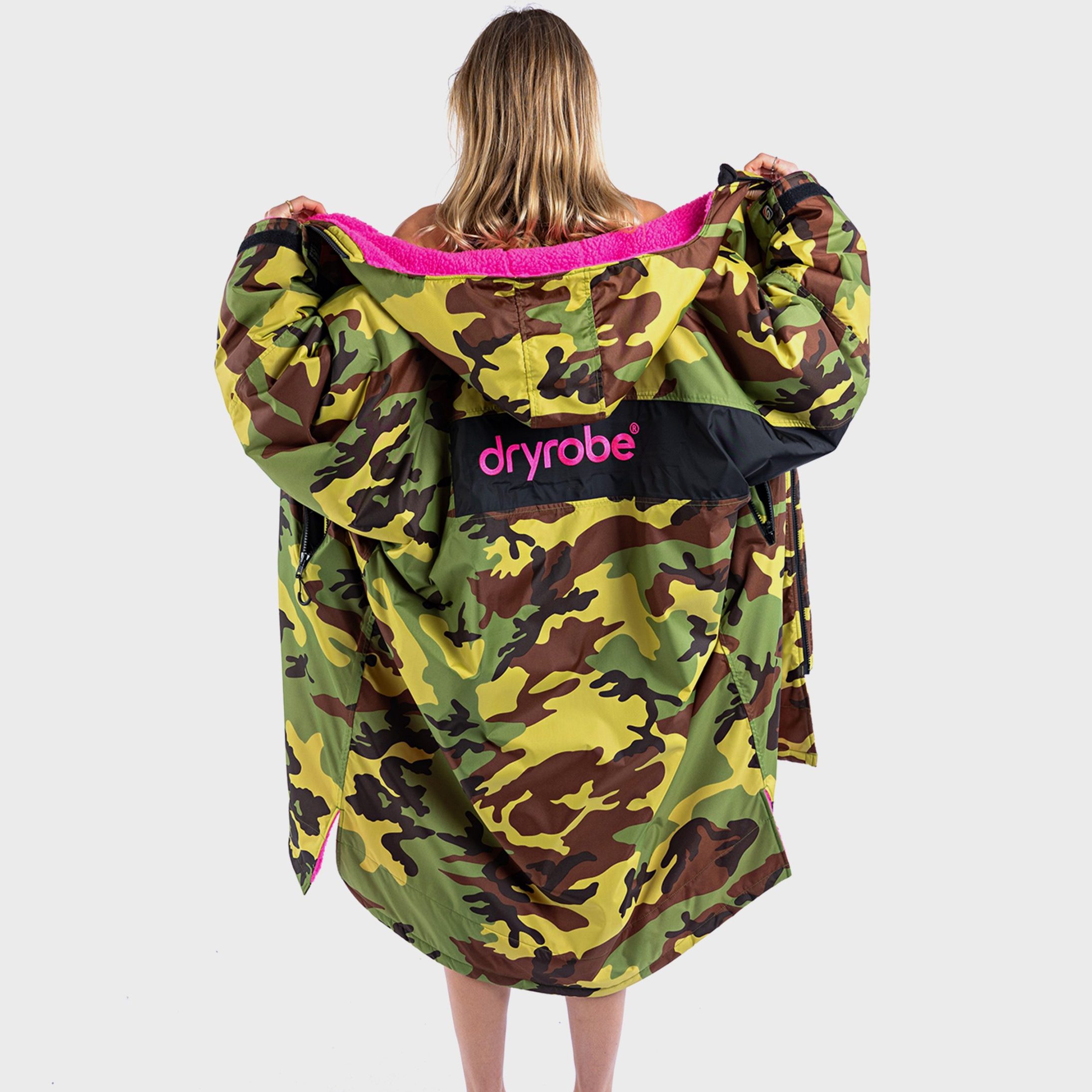 dryrobe® Advance Kids | Remix Range | Long Sleeve - CAMO PINK BLACK SIZE 10-13 - Image 2